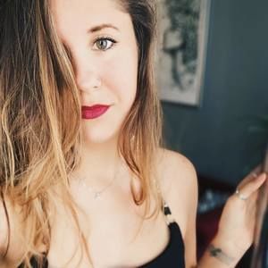 Meet your Posher, Avery